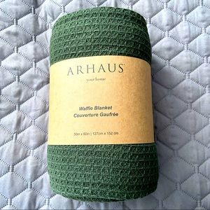 ARHAUS Waffle Blanket